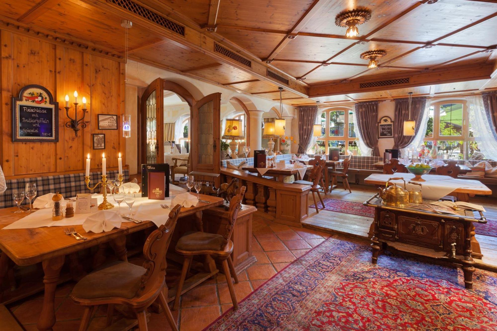 Das Traditionshotel Schwarzer Adler 탄하임 외부 사진